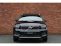 Volvo XC40 T5 Plug-In Hybrid Inscription | Trekhaak | Parkeercamera | Verwarmbare Voorstoelen | Apple Carplay / Android Auto | 19'' Lichtmetalen Velgen | Extra Getint Glas | Cruise Control | Navigatie | Bluetooth Multimedia
