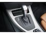 BMW 3-Serie Cabrio 320i Exclusive M Sport * Dealer onderhouden * + SPORTSTOELEN / BI-XENON / STANDKACHEL