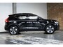 Volvo XC40 B4 Plus Dark | Trekhaak Semi-elektrisch | Adaptieve Cruise Control | Pilot Assist | Verwarmbare voorstoelen | Verwarmbaar stuurwiel | Blind Spot Information System | Verwarmbare voorruit | Parkeercamera | Parkeersensoren voor + achter |