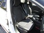 Renault Captur TCe 90pk GPF Intens / Navigatie / Camera / 4 Seizoenbanden / Compleet dealer O.H. / NL Auto