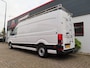 Volkswagen Crafter GB 2.0 TDI L4H3 3500 FWD Trendline/ Imperiaal/ Vloer + wandplaten/ Trekhaak/ Airco/ Cruise control/ Bluetooth/ 1 Eigenaar/ Origineel NL/ NAP
