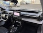 Citroën C3 100pk Max (Camera - Navigatie - Automatische Airco - LED - 17"- Apple Carplay - Draadloos laden - Two Tone)