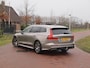 Volvo V60 2.0 T5 Momentum | Sportstoelen | Apple Carplay | Cruise Control | Leer | Trekhaak |