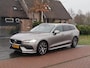 Volvo V60 2.0 T5 Momentum | Sportstoelen | Apple Carplay | Cruise Control | Leer | Trekhaak |