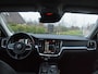Volvo V60 2.0 T5 Momentum | Sportstoelen | Apple Carplay | Cruise Control | Leer | Trekhaak |