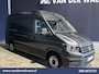 Volkswagen Crafter 2.0 TDI 141pk L3H3 L2H2 Euro6 Airco | Camera | Apple Carplay | Stoelverwarming Android Auto, Parkeersensoren, Bijrijdersbank