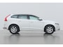 Volvo XC60 T5 FWD Momentum | Trekhaak | Leder | Stoelverwarming | PDC Achter