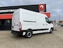 Renault Master T35 2.3 dCi 135 L2H2 Navigatie, achteruitrijcamera, laadruimte betimmering, trekhaak