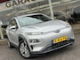 Hyundai Kona Electric EV Comfort 64 kWh | SOH: 95,3% | 3 Fase | Warmtepomp | Navi | Adaptive CC | Climate |