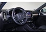 Volvo XC40 B3 Core - IntelliSafe Assist & Surround - Parkeercamera achter - Verwarmde voorstoelen & stuur - Parkeersensoren voor & achter - Draadloze tel. lader - High Performance audio - Extra getint glas - 19' LMV