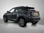 Toyota Yaris Cross 1.5 Hybrid First Edition + | Panoramadak | Head-up display | Stoel+stuurverwarming | Elektrische Achterklep | Draadloze telefoonlader | Apple CarPlay/Android Auto | Cruise Control Adaptive |