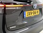 Toyota Yaris Cross 1.5 Hybrid First Edition + | Panoramadak | Head-up display | Stoel+stuurverwarming | Elektrische Achterklep | Draadloze telefoonlader | Apple CarPlay/Android Auto | Cruise Control Adaptive |