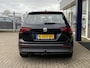 Volkswagen Tiguan 1.4 TSI ACT Comfortline Business / Cruise-Control / Climate-Control / Stoelverwarming / Apple-Carplay & Android-Auto / Trekhaak / Elektr.-Achterklep / Draadloze-Telefoonlader / Armsteun-V+A / Radio-Bluetooth / PDC V+A / 17'' LMV / ENZ.