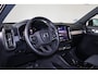 Volvo XC40 B3 Plus Black Edition - Panorama/schuifdak - IntelliSafe Assist & Surround - 360º Camera - Harman/Kardon audio - Verwarmde voorstoelen & stuur - Parkeersensoren voor & achter - Elektr. bedienb. voorstoelen met geheugen links - Draadloze tel. lader - Extra getint glas - 20' LMV