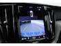 Volvo XC60 2.0 T6 Plug-in hybrid AWD Plus Dark | Trekhaak | Pano | ACC | Blis | H&K Audio | Sport stoelen | stoel&stuur Verw. |