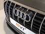Audi Q3 35 TFSI 2x S Line / 150pk / Stoel en stuur verwarming / Achteruitrij camera / Sfeerverlichting /