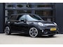 MINI Cooper S JCW Pakket | Panorama | Navigatie | Stoelverwarming | 18" LM Velgen