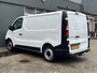 Renault Trafic 2.0 dCi L1H1 120pk Bouwjaar 11-11-2021 Airco Cruise controle 3-Persoons Telefoonverbinding Parkeersensoren achter Sitebars 1e eigenaar Euro 6 Dealer onderhouden