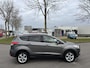 Ford Kuga 1.6-16V Eco-Netic Titanium 6-Bak 150 PK. Mooie en als nieuw rijdende auto van de tweede eigenaar !!!