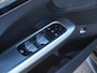 Mercedes-Benz C-klasse 180 AMG Line | AMG-Pakket | Panoramadak | Camera | Sfeerverlichting | Burmester | NL-Auto |