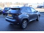 Toyota Yaris Cross 1.5 Hybrid 115 First Edition STOEL/STUUR/VOORRUITVERWARM. P-SENSOREN KEYLESS ANDROID/APPLE KEYLESS