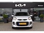Kia Picanto 1.0 CVVT ComfortPlusLine Navigator | Trekhaak | Navigatie | Camera | Cruise Control | Airco |