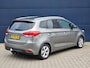 Kia Carens 1.6 GDi 135pk Business Pack | 7-zits | Navigatie | Trekhaak | Parkeercamera | Climate control |