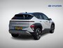 Hyundai Kona 1.6 GDI HEV Premium | Two-Tone Lakkleur | Stoelverwarming + -Ventilatie | 360° Camera | Leder | Navigatie | Apple Carplay/Android Auto | Geheugenstoel