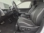 Hyundai Ioniq 5 Lounge 73kWh Automaat / 8 jaar Batterij Garantie / Dealer onderhouden / Fabrieksgarantie to 12-2026 / Accu SOH 100% / WLTP bereik 451 km bereik  / CCS Snellader / Warmtepomp / Head Up Display / Trekgewicht 1600 kg / Elektrische achterklep / Stuur-, Stoel- & Achterbank verwarming /