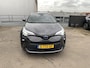 Toyota C-HR 1.8 Hybrid Active Cruise control, airconditioning, achteruitrij camera, nette auto, keyless, navigatie Apple CarPlay/Android Auto