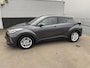 Toyota C-HR 1.8 Hybrid Active Cruise control, airconditioning, achteruitrij camera, nette auto, keyless, navigatie Apple CarPlay/Android Auto