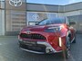 Toyota Yaris Cross HYBRID 130 EXECUTIVE PREMIUM-PACK NIEUW & DIRECT LEVERBAAR!!! BLIND-SPOT PARK-SENSOREN JBL-AUDIO LED-MATRIX STOELVERW EL-ACHTERKLEP