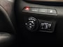 Jeep Compass 4xe 240 Plug-in Hybrid Electric Upland 240Pk Automaat (VIRTUAL COCKPIT, APPLE CARPLAY, GROOT NAVI, 360 CAMERA, LEDER, SPORTSTOELEN, ADAPTIVE CRUISE, GETINT GLAS, NIEUWSTAAT)
