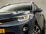 Kia Stonic 1.0 T-GDi DynamicLine (APPLE CARPLAY, NAVIGATIE, CAMERA, CLIMATE, SPORTSTOELEN, GETINT GLAS, LM VELGEN, KEYLESS, NIEUWSTAAT)