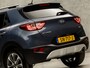 Kia Stonic 1.0 T-GDi DynamicLine (APPLE CARPLAY, NAVIGATIE, CAMERA, CLIMATE, SPORTSTOELEN, GETINT GLAS, LM VELGEN, KEYLESS, NIEUWSTAAT)