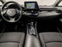 Toyota C-HR 1.8 Hybrid Sport Automaat (NAVIGATIE, CAMERA, TREKHAAK, KEYLESS, SPORTSTOELEN, XENON, ADAPTIVE CRUISE, NIEUWE APK, NIEUWSTAAT)