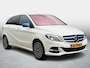 Mercedes-Benz B-klasse 250 e Prestige 28 kWh / Dodehoek / Navigatie / Stoelverwarming / 3 Fase / Leder / Dealeronderhouden /