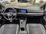 Volkswagen Golf 1.5 eTSI AUT7 R-LINE+ SPORT-INT NAVI CAMERA DIGI-DASH APPLE-CARPLAY LED LMV PDC