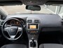 Toyota Avensis 1.8 VVTi Dynamic|NAV|Sublieme staat|Trekhaak|Origineel NL