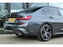 BMW 3-Serie 320I HIGH EXECUTIVE M-SPORT | SHADOWLINE | MAXTON | CARPLAY | ADAPT. CRUISE | LED | CAMERA | AMBIENT LIGHT