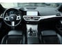 BMW 3-Serie 320I HIGH EXECUTIVE M-SPORT | SHADOWLINE | MAXTON | CARPLAY | ADAPT. CRUISE | LED | CAMERA | AMBIENT LIGHT
