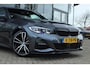 BMW 3-Serie 320I HIGH EXECUTIVE M-SPORT | SHADOWLINE | MAXTON | CARPLAY | ADAPT. CRUISE | LED | CAMERA | AMBIENT LIGHT