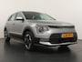 Kia Niro EV Light Edition 64.8 kWh - SOH 99,5% - Achteruitrijcamera - Parkeersensoren achter - Navigatie - Apple Carplay / Android Auto - Fabrieksgarantie tot 08-2031