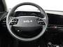 Kia Niro EV Light Edition 64.8 kWh - SOH 99,5% - Achteruitrijcamera - Parkeersensoren achter - Navigatie - Apple Carplay / Android Auto - Fabrieksgarantie tot 08-2031