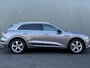 Audi E-tron BWJ 2021 55 quattro408 PK Advanced edition Plus 95 kWh FULL LED | PANO | CAMERA | ADAPTIVE CRUISE | STOELVERW. | ELEKTR. STOELEN | ELEKTR. ACHTERKLEP | CARPLAY + ANDROID | NAVI | CLIMA | LMV | PDC
