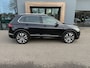 Volkswagen Tiguan 1.4 TSI eHybrid R-Line | Trekhaak | Dode hoek | 360 Camera | 20 inch | Discover Pro | rijklaar incl. 1 jaar Bovag garantie