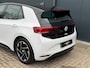 Volkswagen ID.3 First Black Edition 58 kWh * SoH 89% * Steunhaak * Navigatie * Parkeersensoren * Adaptieve Cruise *