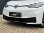 Volkswagen ID.3 First Black Edition 58 kWh * SoH 89% * Steunhaak * Navigatie * Parkeersensoren * Adaptieve Cruise *
