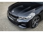 BMW 3-Serie Touring 320i M Sport High Ex Camera / HiFi / Trekhaak / 19inch /