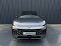 Volkswagen T-Roc 1.5 eTsi R-Line First Edition | Trekhaak wegkl. | 360 Camera | Panodak | Harman/Kardon | Prijs Rijklaar!!